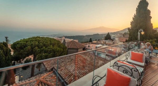 rooftop bar taormina